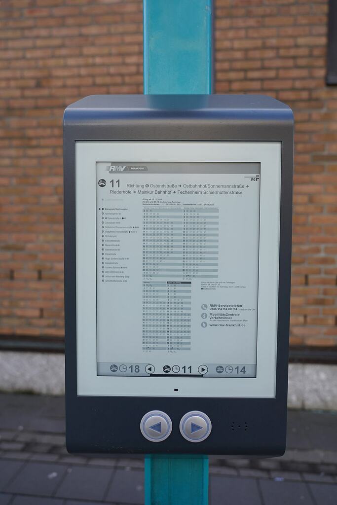 E-Paper Fahrplan Quelle VGF.JPG